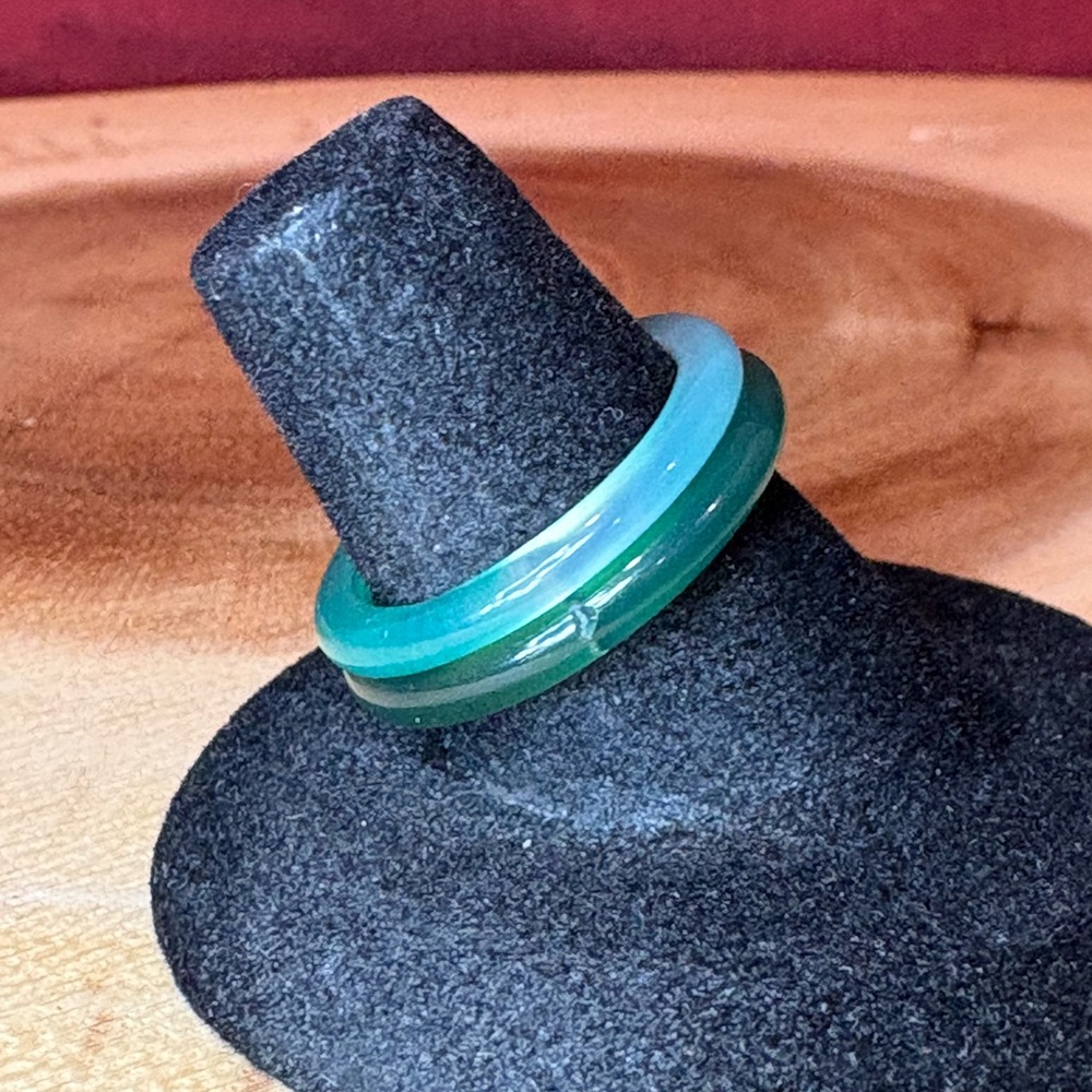 Green Ring Set💚 - Picture 2 of 9